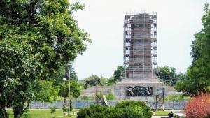 Паметник на съветската армия