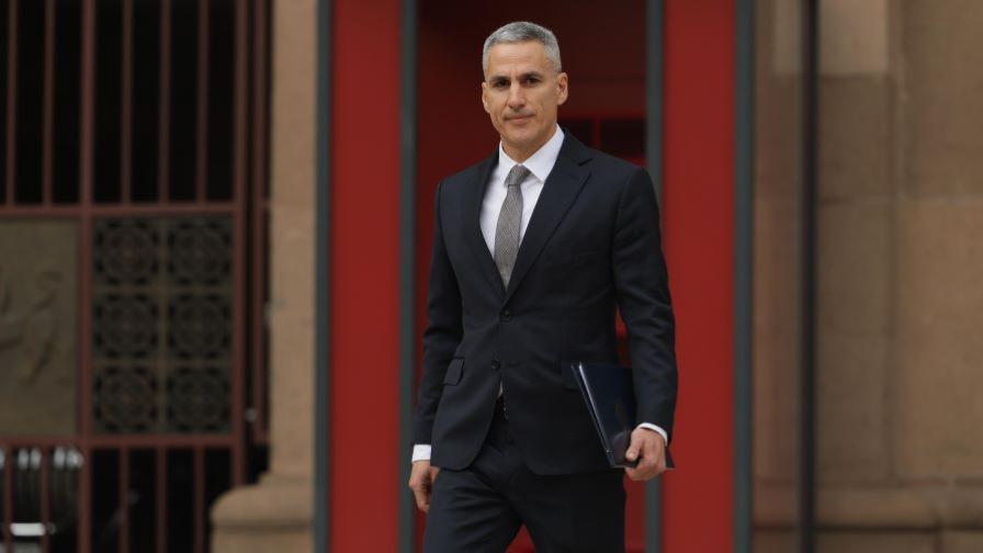 Кабинетът "Гюров" полага клетва в Народното събрание