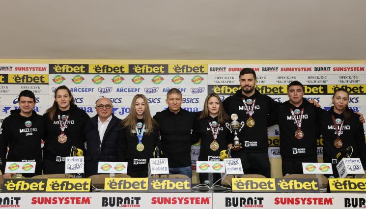 Румен Стоилов - Доц. д-р Румен Стоилов: Някак си успяваме да се справяме в джудото въпреки, че няма финансиране от държавата