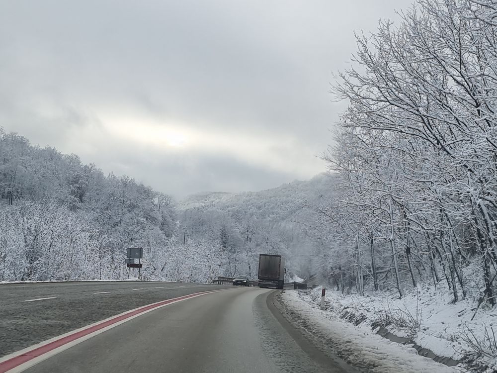 Затвориха Прохода на Републиката