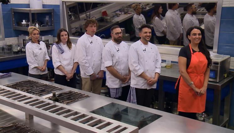 хелс китчън - Два звездни отбора пренаписват историята в Hell’s Kitchen