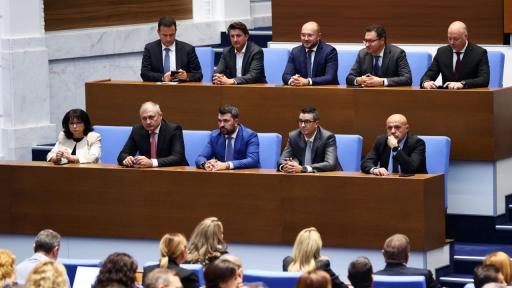 Росен Желязков и единадесет министри от кабинета му се връщат в НС като народни представители