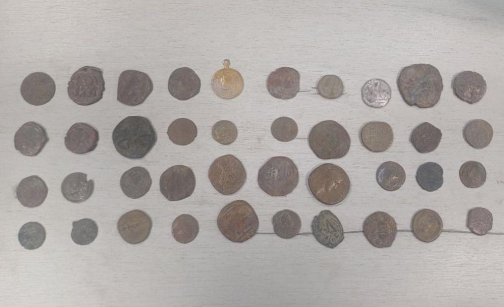  старинни монети 