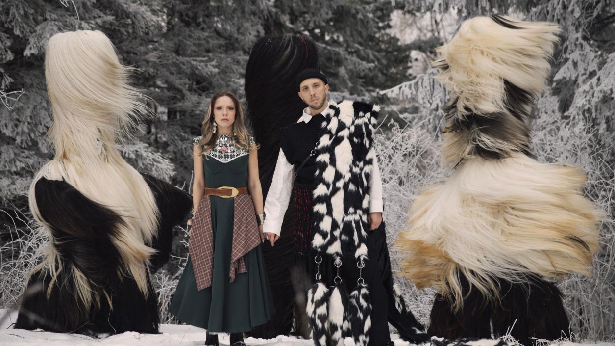  Роби включи в „Рано призори“ женски фолклорен хор и кукери