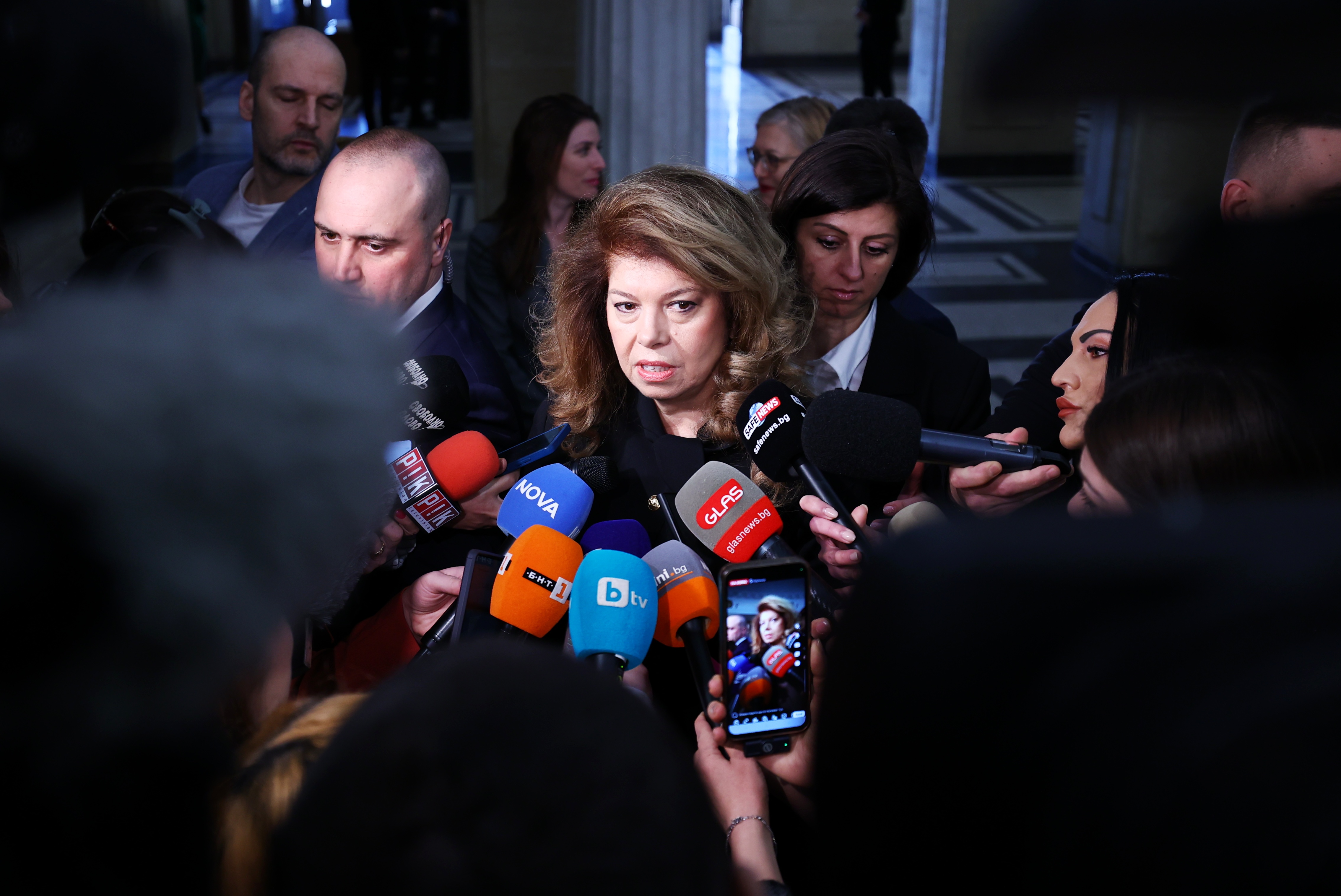 Илияна Йотова