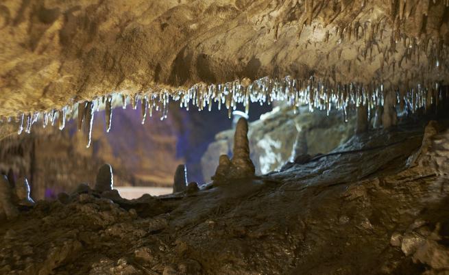 Пещерата "Бисерна"