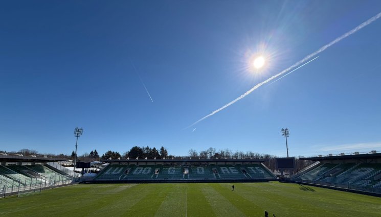 лудогорец - Лудогорец се пребори със снега, следва Фради