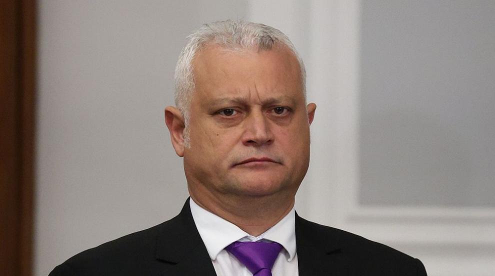 Министър Дечев: Сменени са 23 от 28 шефове на областни дирекции на МВР