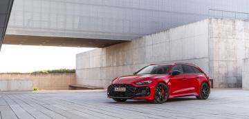 <p>Audi RS5 Avant</p>