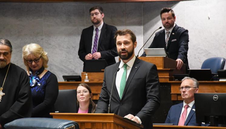 индианаМакедонскиБългари - ИСТОРИЧЕСКИ ТРИУМФ В САЩ: Индиана призна българите за стратегически партньори