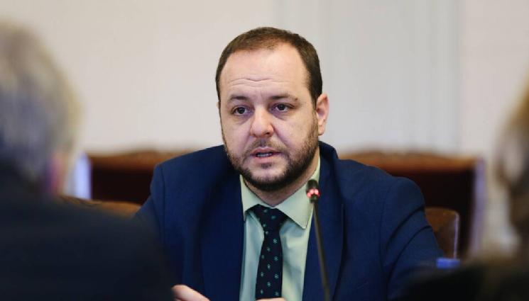 Борислав Сандов