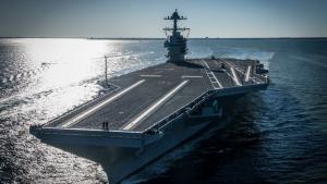 Самолетоносачът Джералд Форд