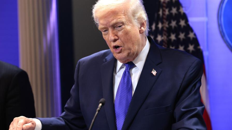 Тръмп отговори на удара с мито от 10% за целия свят