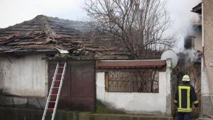Жена е загинала а двама души са пострадали при пожари
