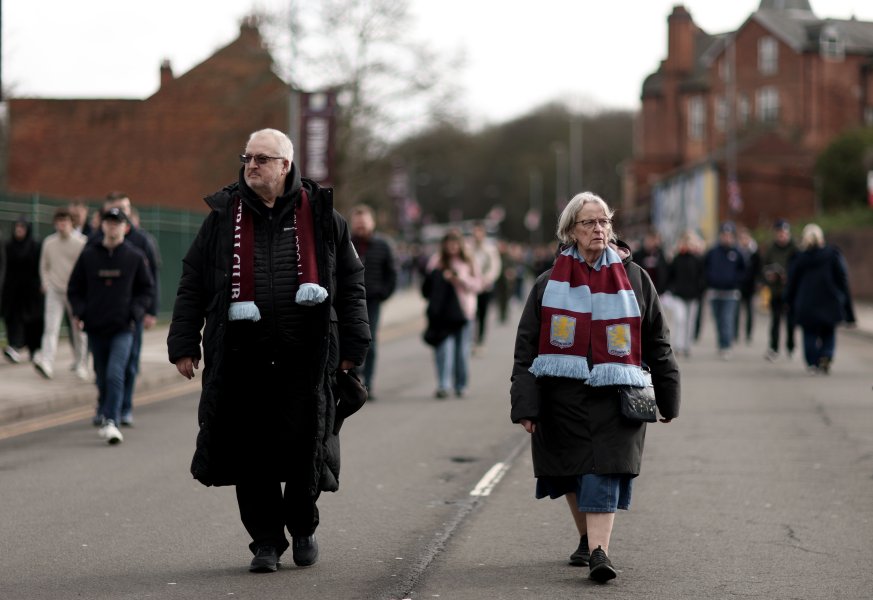 Астън Вила Лийдс Юнайтед1