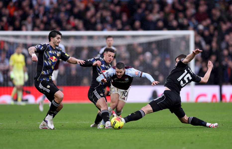 Астън Вила Лийдс Юнайтед1