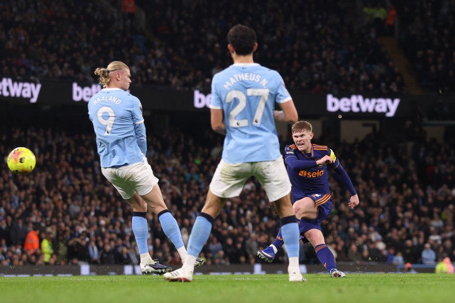 Манчестър Сини Нюкасъл1