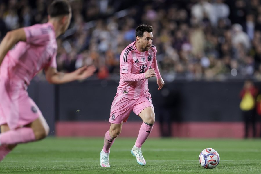 Лионел Меси1