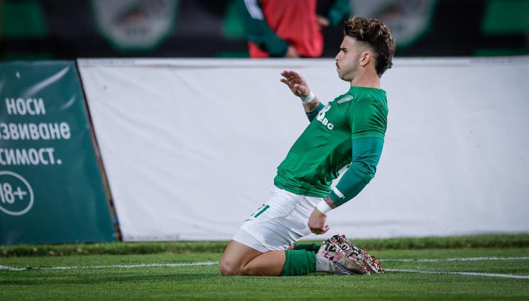 Футбол - ЦСКА 1948 удари по Левски и останалите с Вълшебния мустак