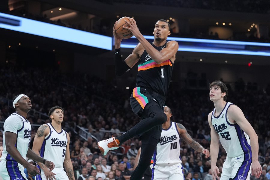 Сан Антонио Спърс Сакраменто Кингс1