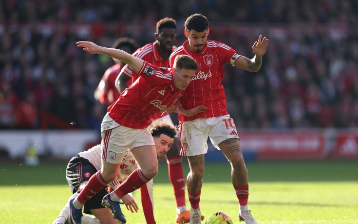 НА ЖИВО: Нотингам Форест – Ливърпул 0:0, Вирц се контузи на загрявката