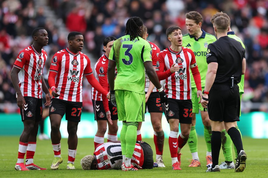 Съндърланд Фулъм1