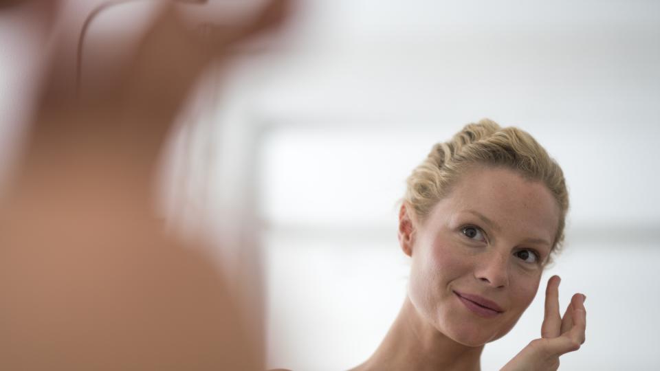 Няма „идеална“ кожа – има правилна грижа: защо тя започва отвътре?