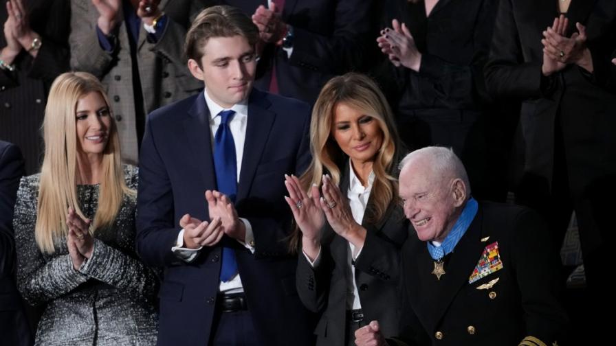 Мелания Тръмп с бизнес елегантност и висок...