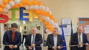 STEM център откриха в плевенската Професионална гимназия по транспорт