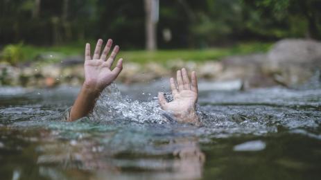 дете удавник