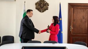 Асен Даскалов е приел поста от досегашния областен управител Мария