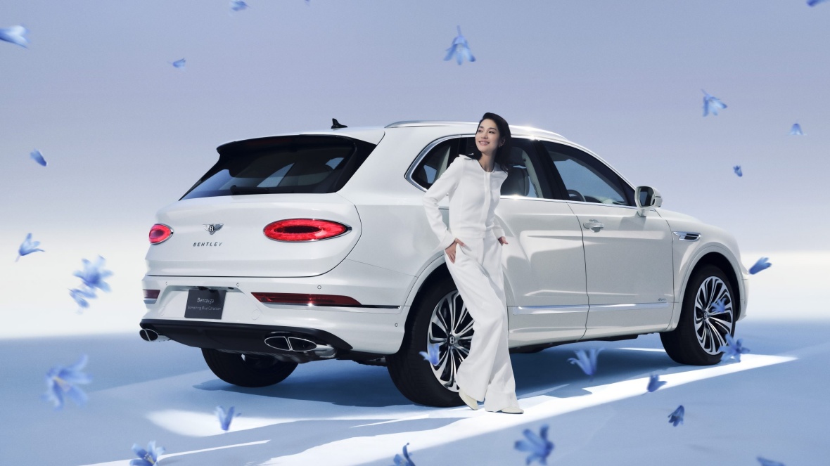 bentley bentayga something blue by mulliner