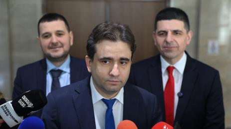 Божанов да българия