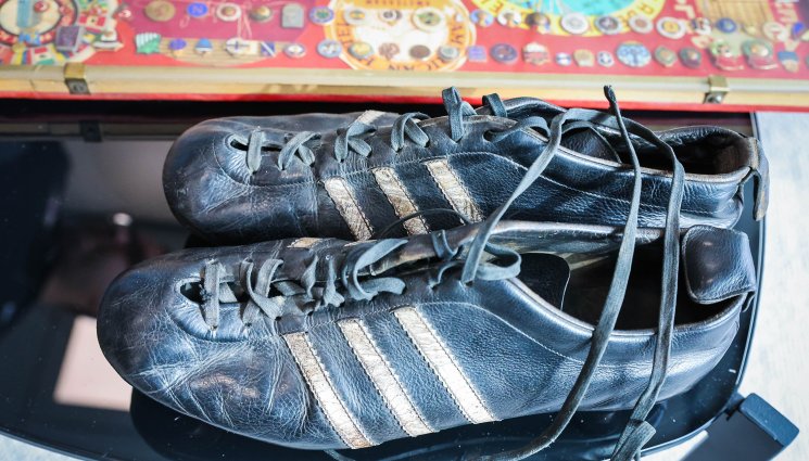 цска музей - Дариха уникални артикули за клубния музей на ЦСКА