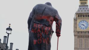 статуя на Уинстън Чърчил