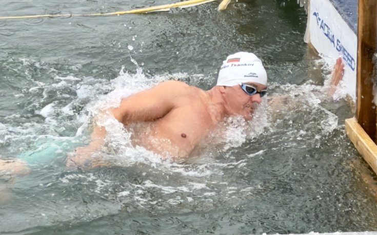 Цанко Цанков влиза в ледената битка на Световното първенство