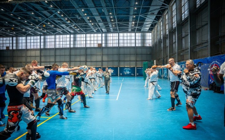 420 бойци от 27 държави се включиха в първия SENSHI лагер за годината