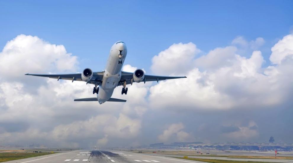 Затварят небето над Израел: Авиокомпании спират полети от България до Близкия изток