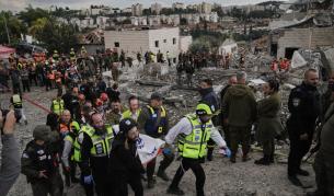 Девет убити в Израел при ирански ракетен удар