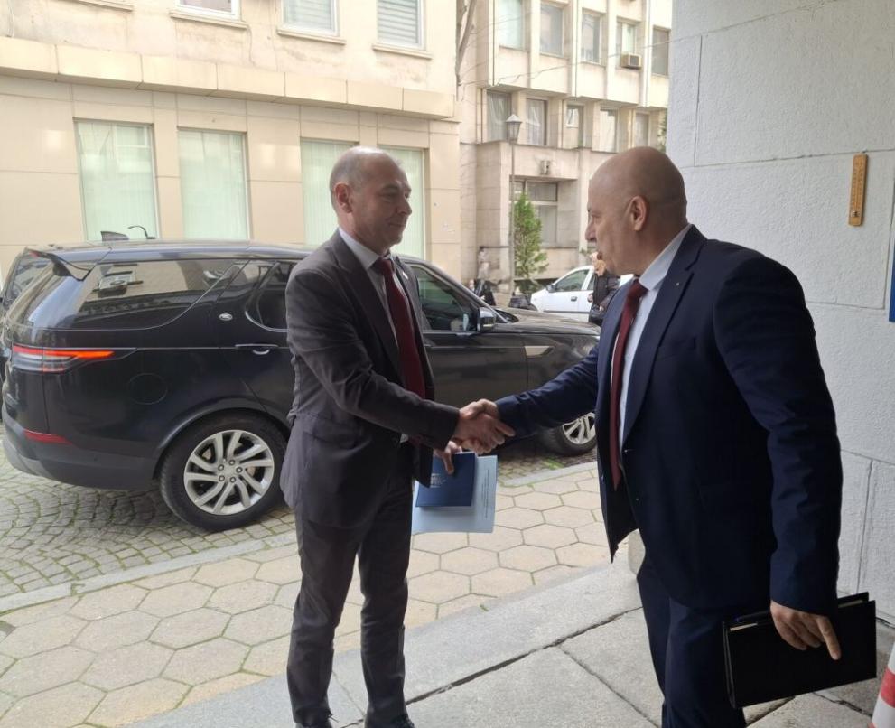 Васил Костадинов