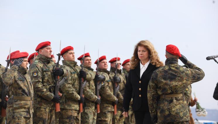 Йотова - Президентът Йотова: Шипка е крепост на българската памет и тя е неподвластна на всякакво злободневие, разделение и омраза