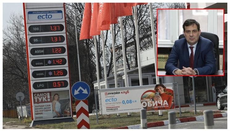 а - При 4 седмици конфликт - скок на колонката!