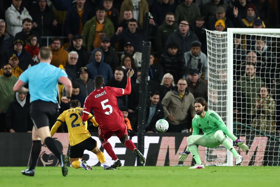 Уулвърхемптън Уондърърс Ливърпул1