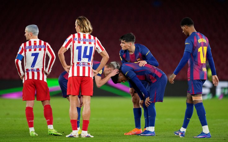 Двама основни защитници на Барселона аут за дълго