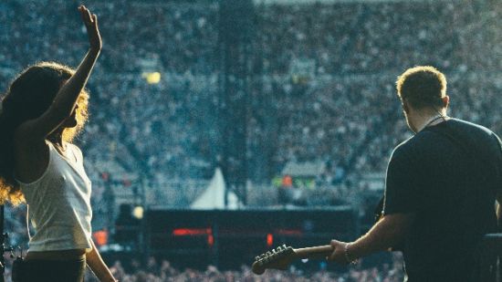 „REIN ME IN“ НА SAM FENDER И OLIVIA DEAN СРЕД ГОЛЕМИТЕ ПОБЕДИТЕЛИ НА BRIT AWARDS 2026