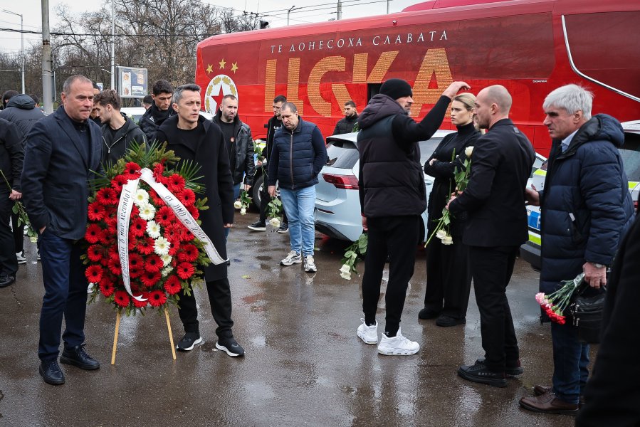 Поклонение на Георги Велинов1