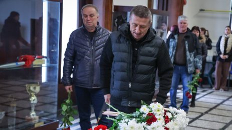 Поклонение на Георги Велинов