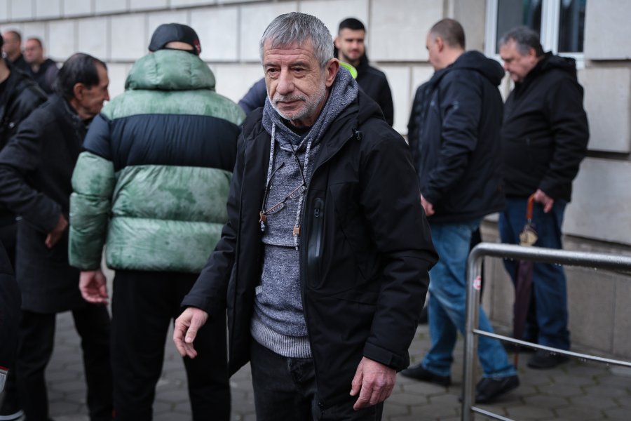 Поклонение на Георги Велинов1