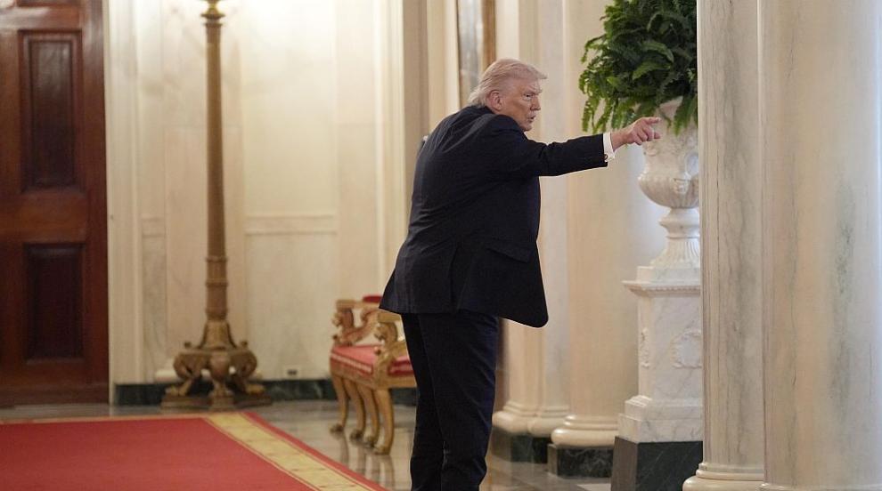 Тръмп за Иран: Обаждат се, питат как да сключим сделка, казах им, че леко са закъснели