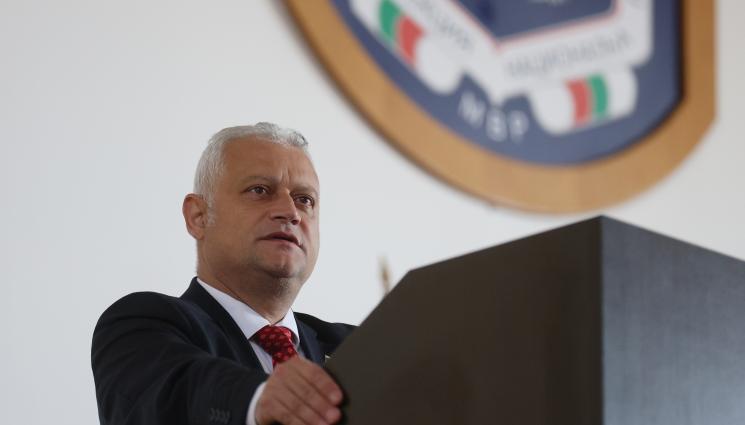 Дечев - ВЪВ ВРЪЗКА С ИЗБОРИТЕ! Шефът на МВР към полицаите: Искам да бъдете смели като тигри!